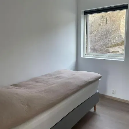 Holiday home Eksklusiv Rorbu - Havblikk 1 - Batutleie